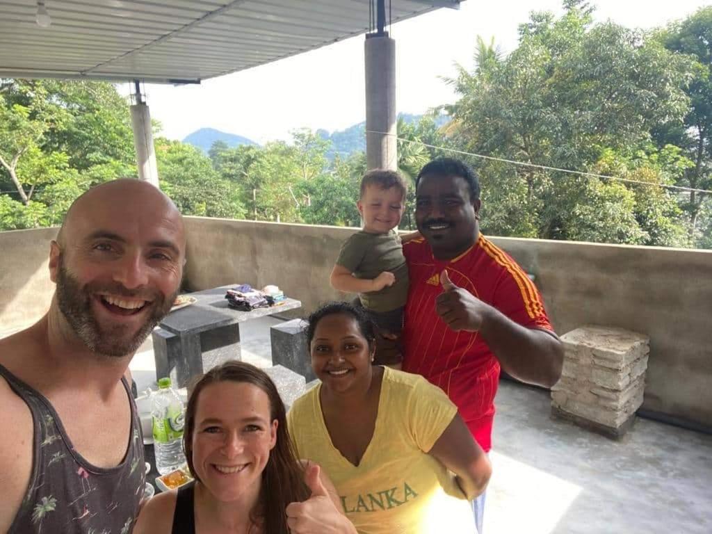 Sura Homestay Kandy Buitenkant foto