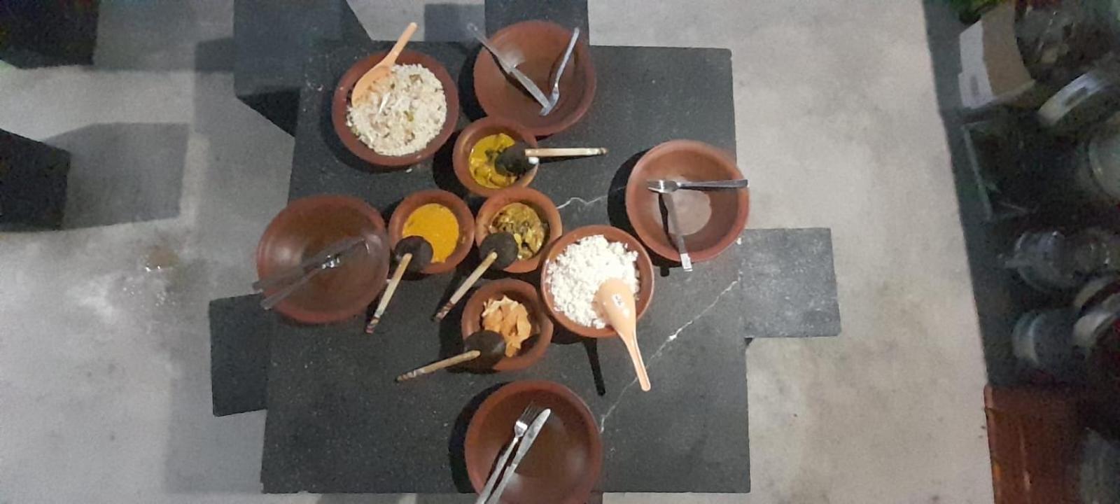 Sura Homestay Kandy Buitenkant foto